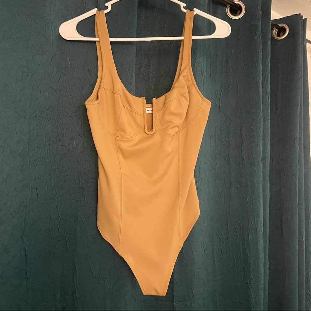 Good American Beige bodysuit